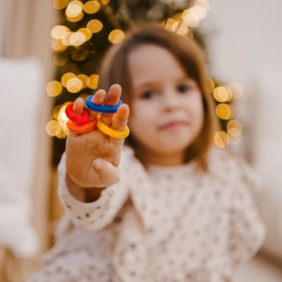 WOOPIE Gra Zręcznościowa FINGER GAMES Kolorowe Gumki 4+ - zdjęcie 2